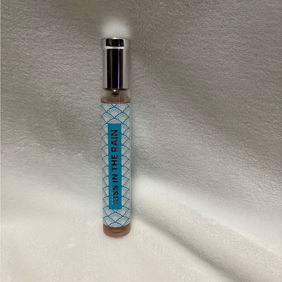 Miss Kay Other - Kiss in the Rain Perfume Roller 1 OZ New